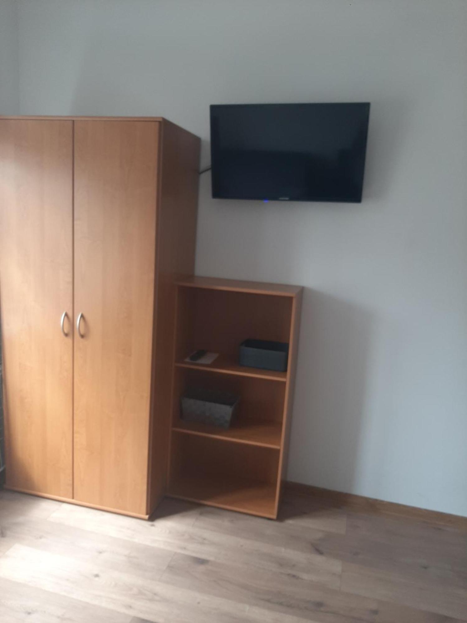 Apartamenty Marco 3-Bis- Przy Dworcu-Stare Miasto-Super Wi Fi Cracóvia Exterior foto